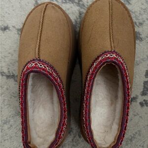 Amazon Brown and Red Ankle Booties